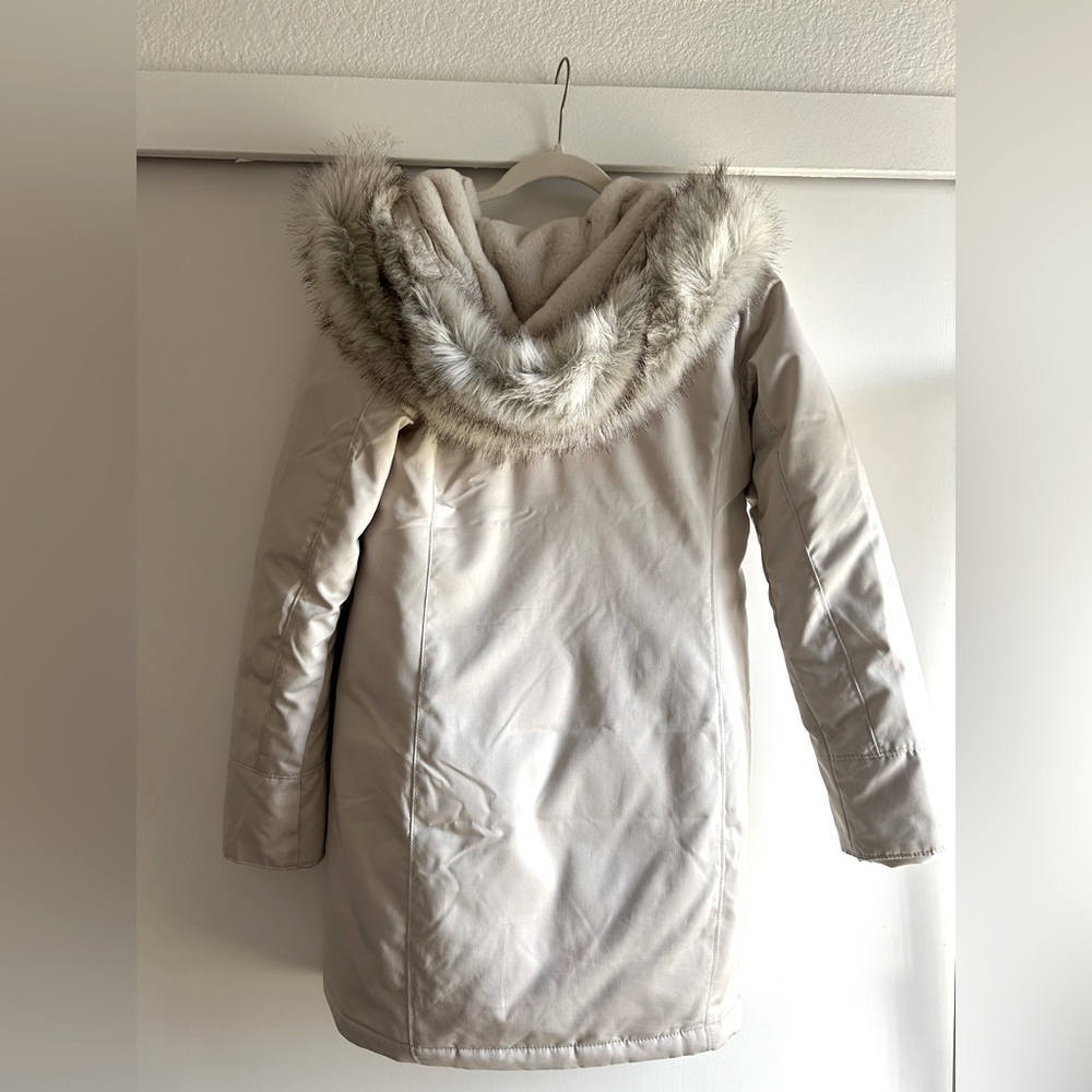 Abercrombie long puffer jacket in cream- worn once!